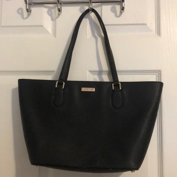 Black purse - Picture 1 of 7